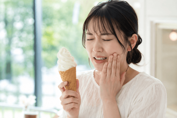 冷たいものがしみる・噛むと痛い、虫歯の痛み方で分かること｜岡山市にある歯医者【政久歯科醫院】